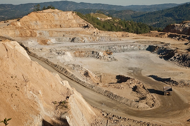 open pit photo by Allan Lissner